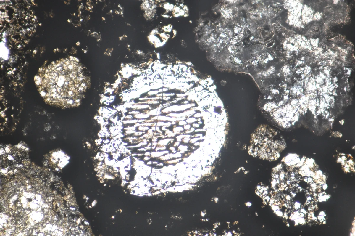 Científicos datan el nacimiento de Júpiter gracias a diminutas gotas de roca fundida en meteoritos