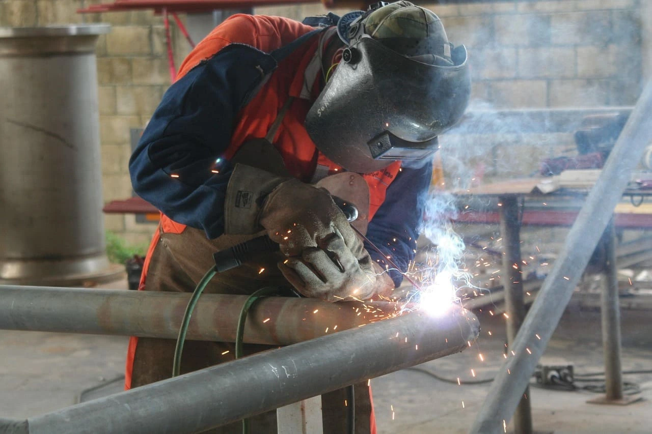 Millones conmemoran el Día del Trabajo en 2025 entre protestas y demandas laborales
