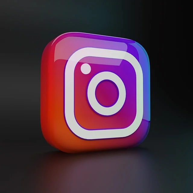 La Historia de Instagram: De la Instantánea al Imperio Digital