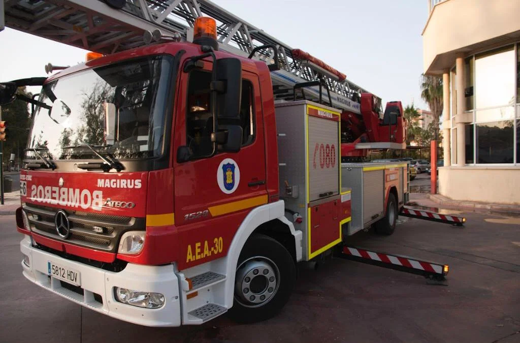 Incendio en un establecimiento de Vialia (Málaga) deja un herido con quemaduras leves