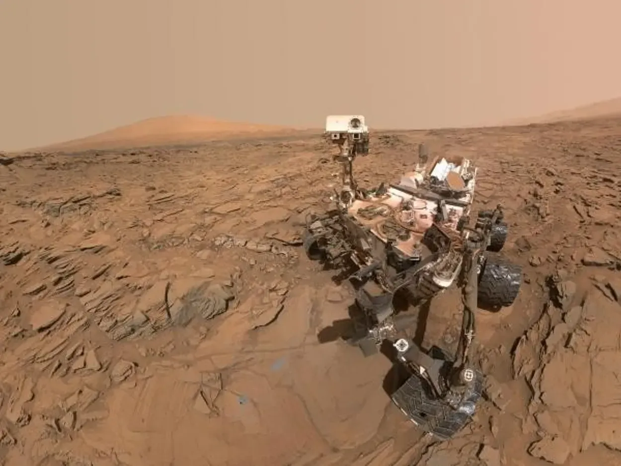 5 imágenes del rover Curiosity de la NASA que capturan más de una década de exploración en Marte
