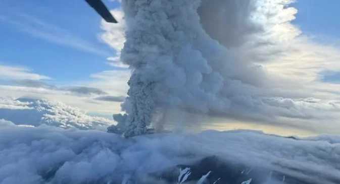 Erupción histórica en Kamchatka con el despertar del Krasheninnikov tras más de 450 años inactivo