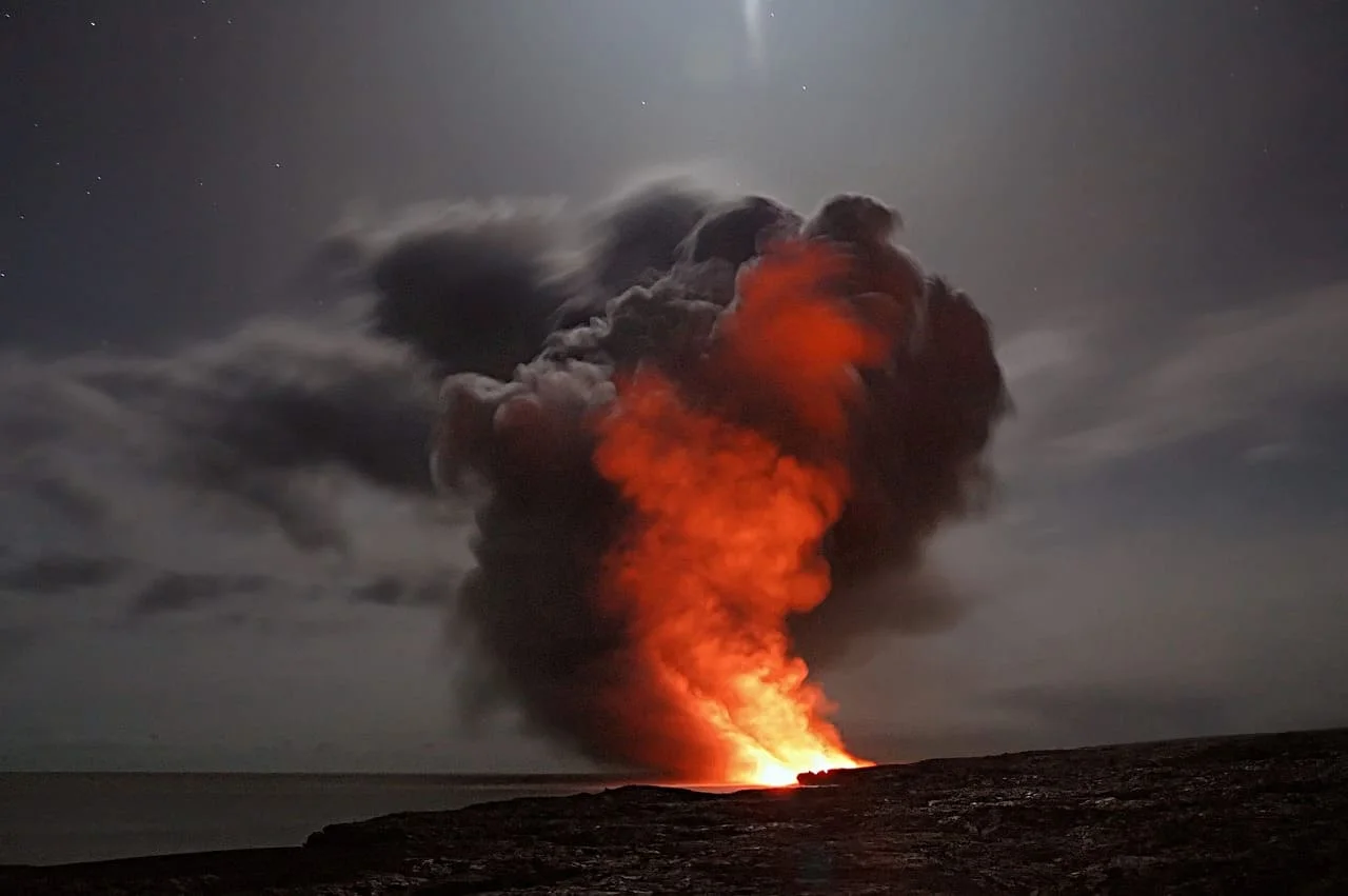 Aumenta la actividad volcánica en 2025 con erupciones y alertas a nivel mundial