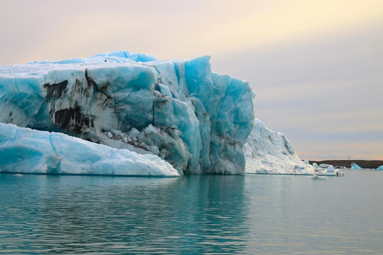 Qué ocurre en la Tierra cuando desaparece el hielo marino, aunque no lo veamos
