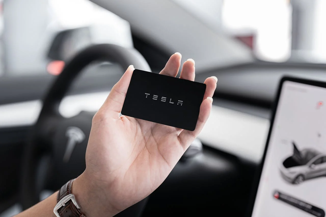 Tesla rompe la tendencia europea y aumenta ventas en Noruega a pesar de la polémica de Musk
